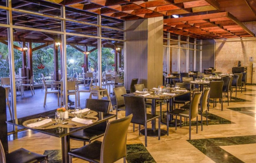 Dominican Fiesta Hotel